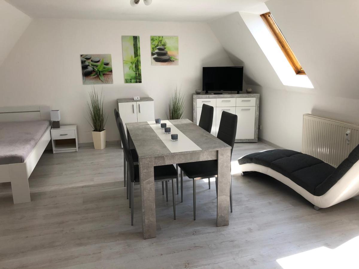 Ferienwohnung Hendrich Sotterhausen Allstedt Bagian luar foto